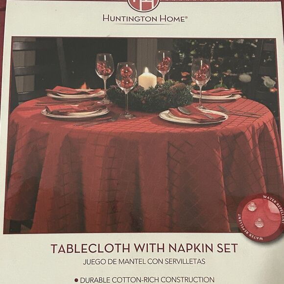Huntington Home 70" Round Tablecloth & Napkin Set Burgundy Red Jacquard NIP - Picture 3 of 6